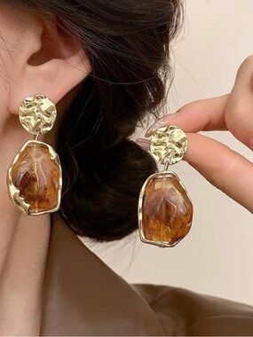 Gold Amber Drop Earrings - Unbranded